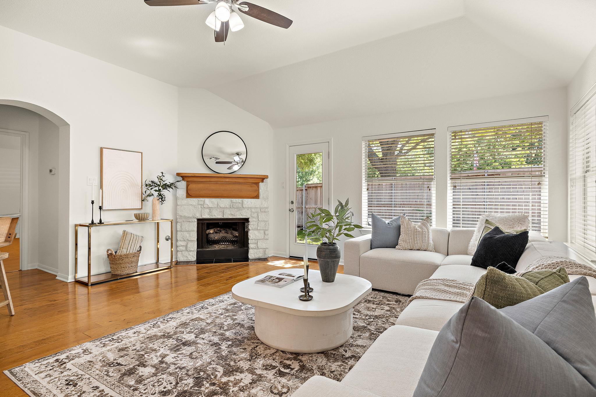 4011 Sable Oaks DR