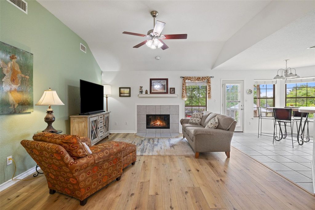 Photo of 135 Barton RD, San Marcos, TX 78666 (MLS # 3400670)