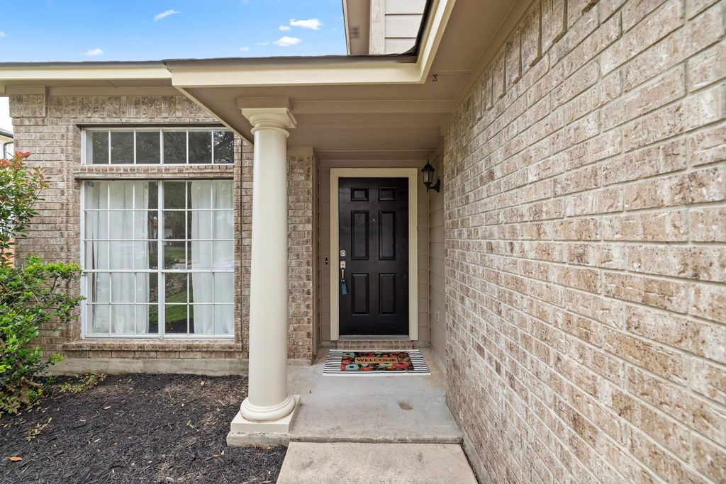 Photo of 725 Leann LN, Cedar Park, TX 78613 (MLS # 8626327)