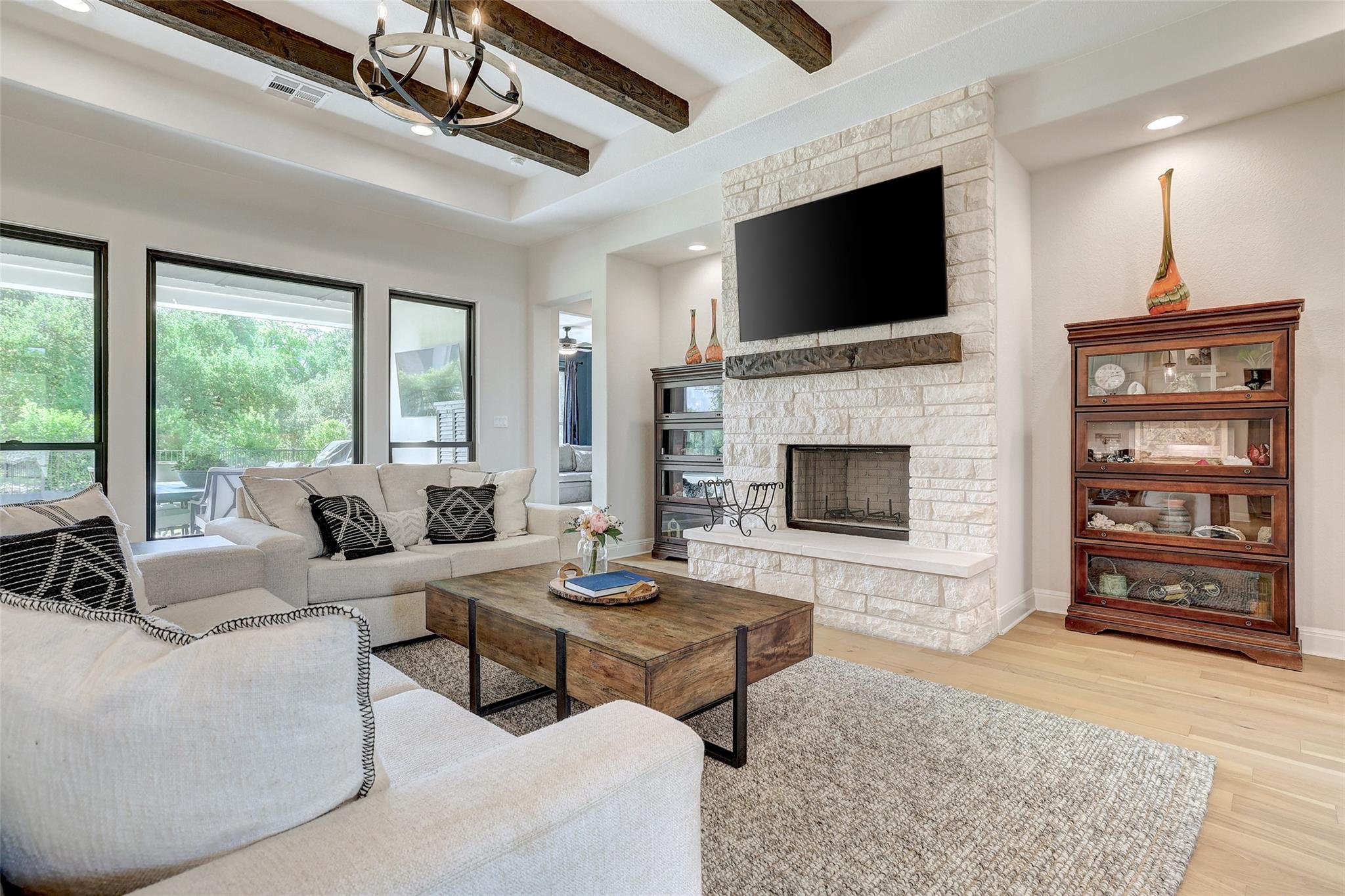 400 Flint Ridge TRL