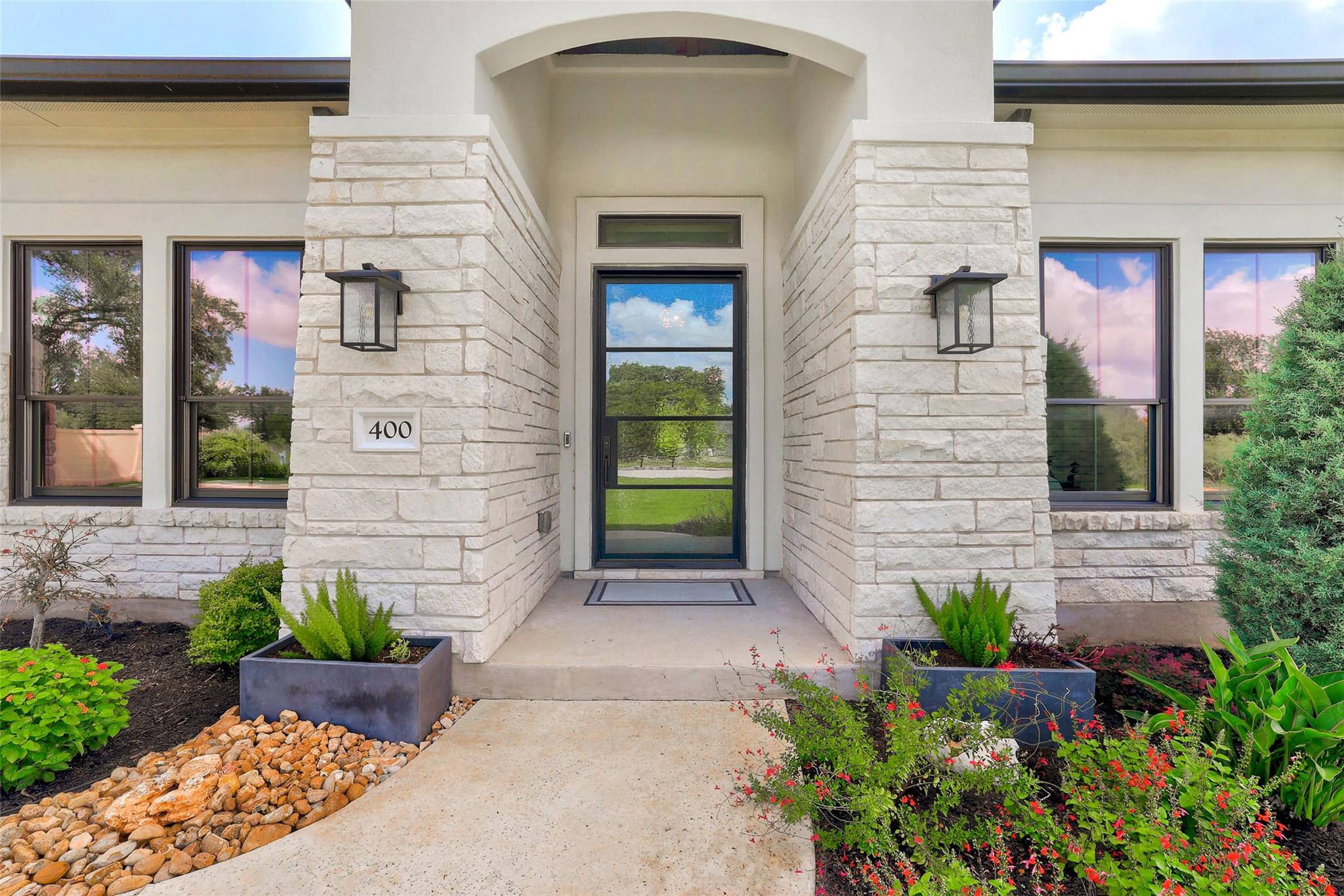 400 Flint Ridge TRL