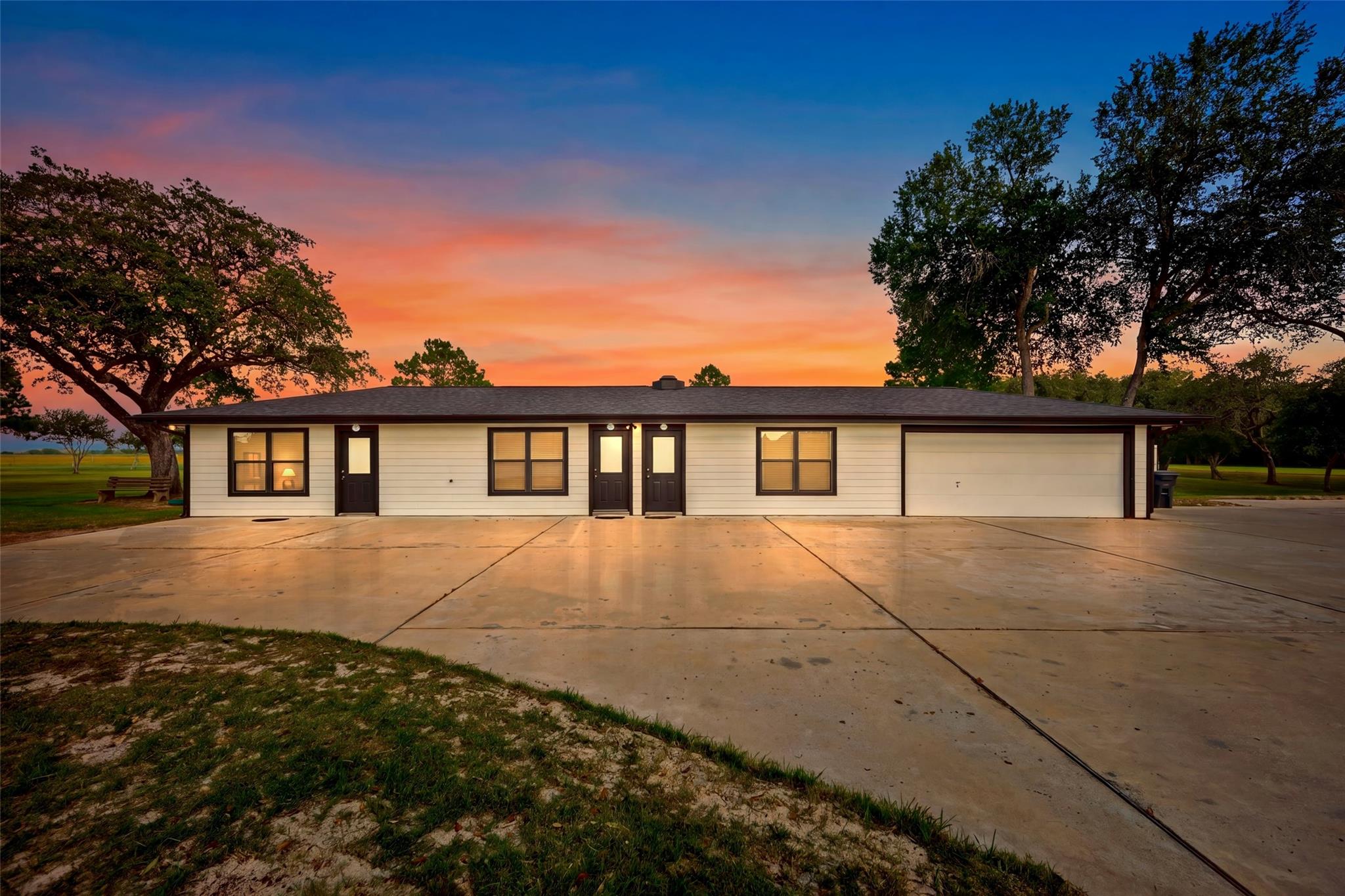 5523 Ehrman Lake LN