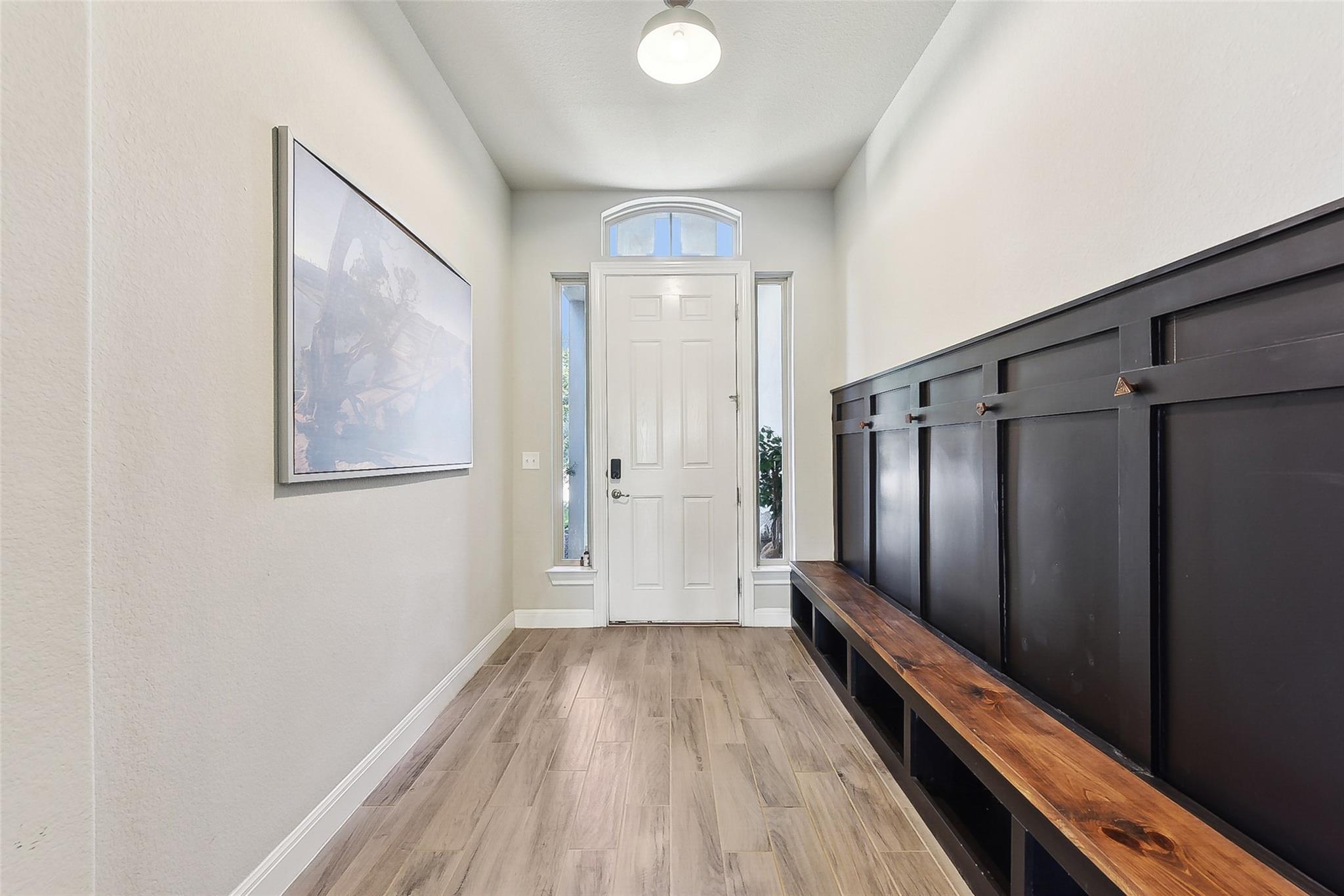 125 Redtail LN