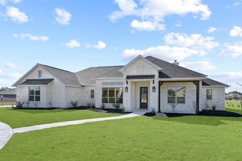 Photo of 319 Buffalo TRL, Liberty Hill, TX 78642 (MLS # 9667336)