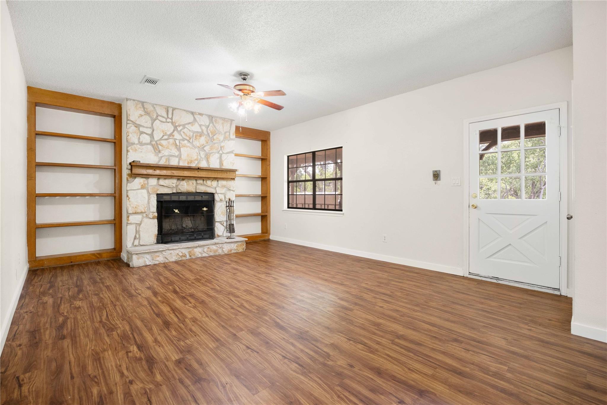 39 La Buena Vista DR