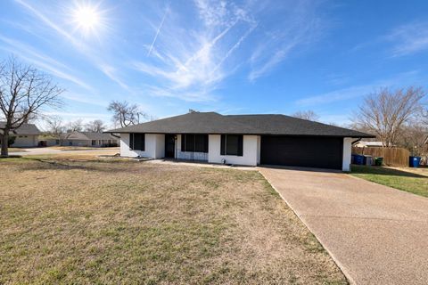 Photo of 4500 Woodmoor CIR, Austin, TX 78721 (MLS # 3805609)