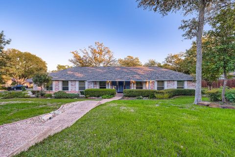 9201 HEATHERWOOD DR Austin TX 78748