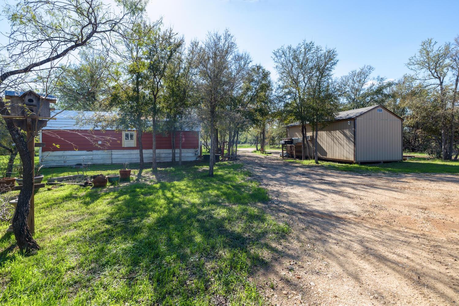 562 Mount Pleasant RD