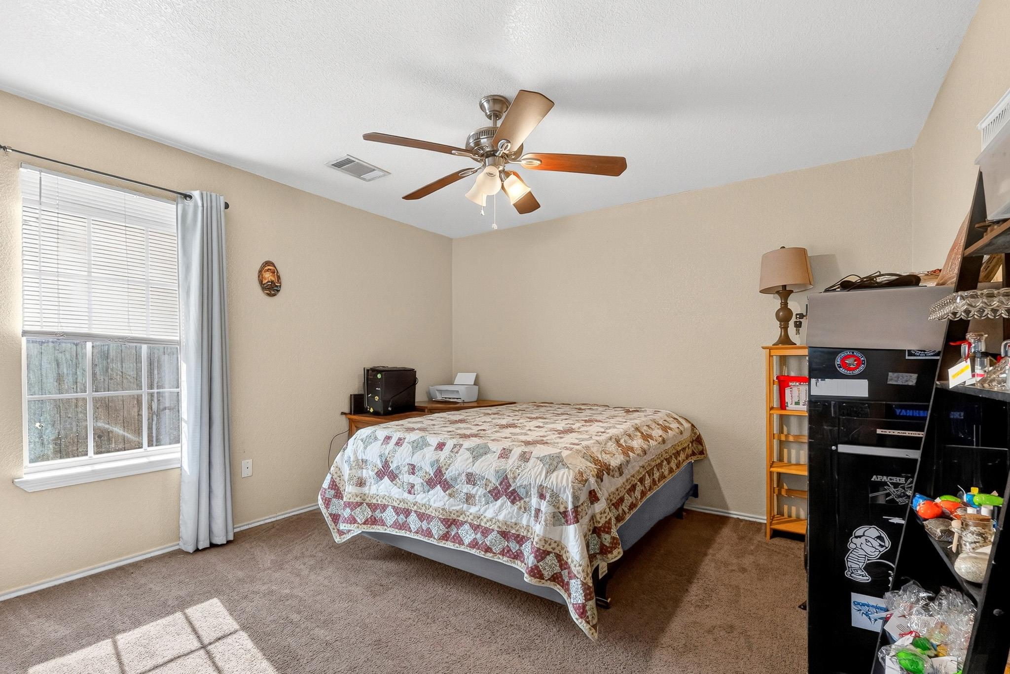 2416 Merle DR