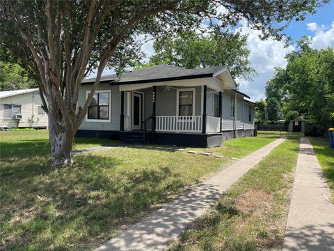 Photo of 1120 Saint Paul ST, Gonzales, TX 78629 (MLS # 8261526)