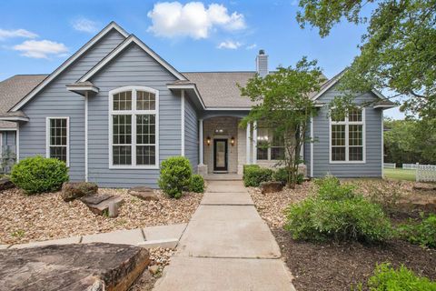 106 Woodcutter Ct CT Bastrop TX 78602