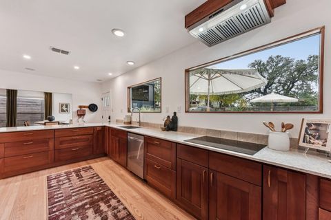 Tiny photo for 1101 Manlove ST, Austin, TX 78741 (MLS # 3872287)