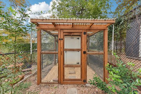 Tiny photo for 1101 Manlove ST, Austin, TX 78741 (MLS # 3872287)