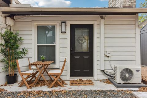 Tiny photo for 1101 Manlove ST, Austin, TX 78741 (MLS # 3872287)