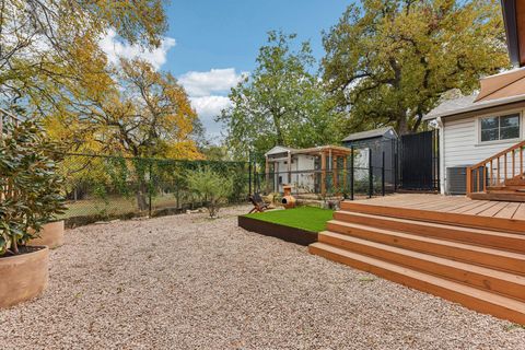 Tiny photo for 1101 Manlove ST, Austin, TX 78741 (MLS # 3872287)