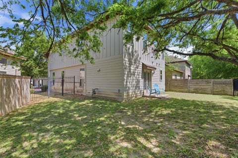 Tiny photo for 2101 Rivers Edge WAY #22, Austin, TX 78741 (MLS # 9000477)