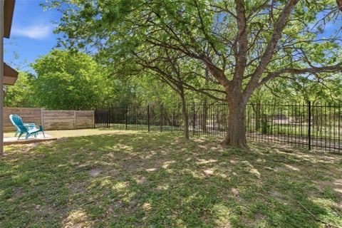 Tiny photo for 2101 Rivers Edge WAY #22, Austin, TX 78741 (MLS # 9000477)
