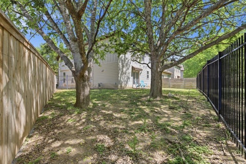 Tiny photo for 2101 Rivers Edge WAY #22, Austin, TX 78741 (MLS # 9000477)