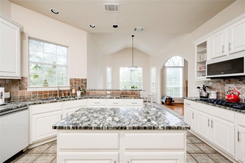 Tiny photo for 5600 Spurflower DR, Austin, TX 78759 (MLS # 4502180)