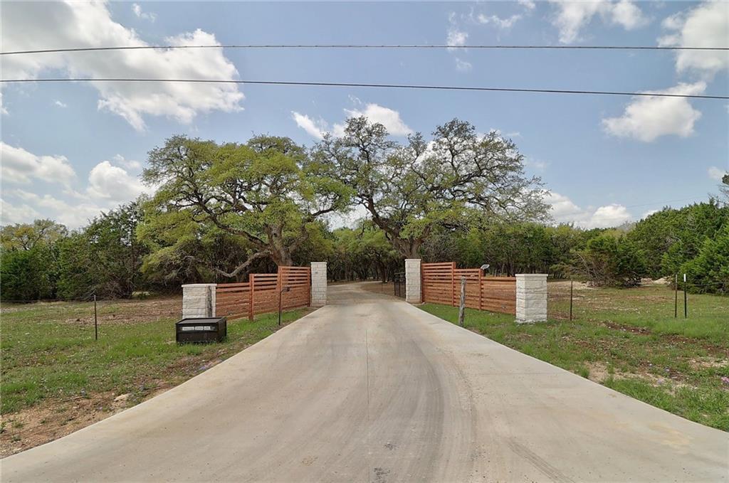 203 N Creekwood DR
