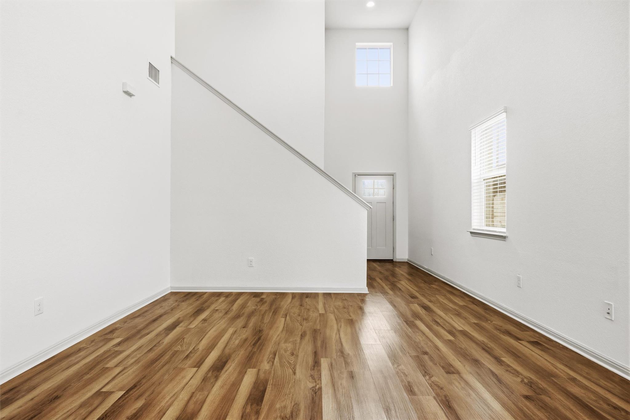 312 Frederick DR