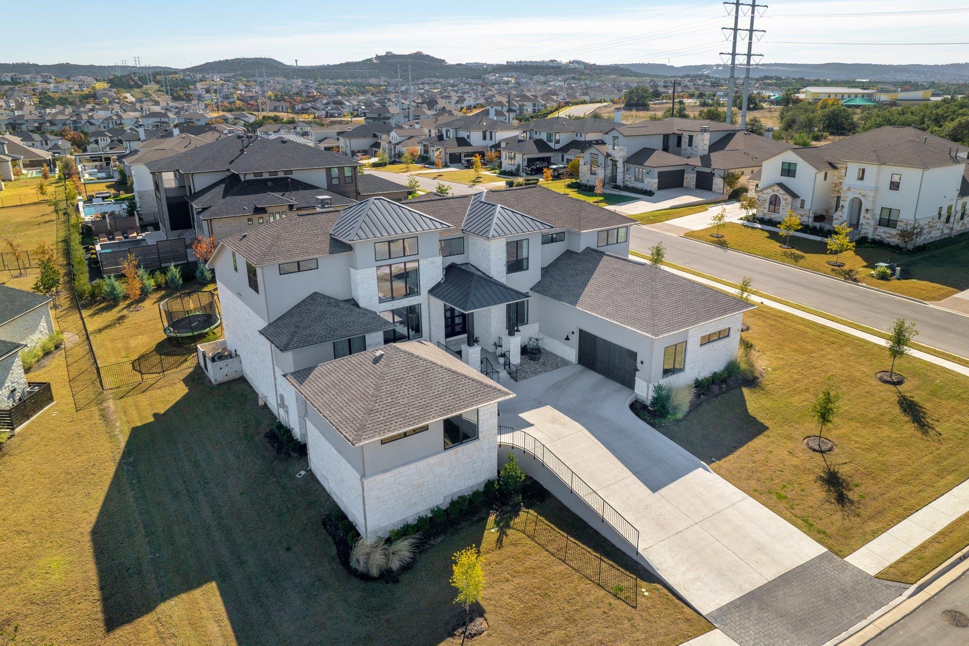 901 Bristol Creek BND