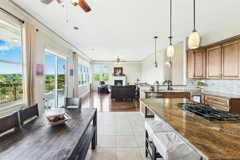 Photo of 1204 Ogden DR, Austin, TX 78733 (MLS # 7388605)