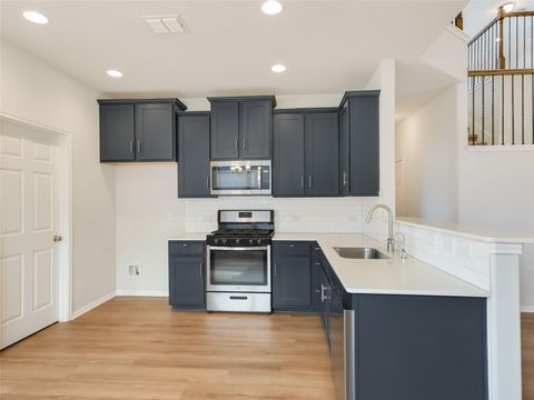 Tiny photo for 820 Goldilocks LN, Manchaca, TX 78652 (MLS # 6331949)