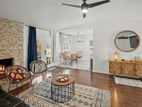 Tiny photo for 512 Mulberry DR, Austin, TX 78745 (MLS # 2602526)