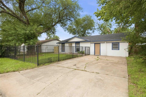 Tiny photo for 4502 Turnstone DR, Austin, TX 78744 (MLS # 9068200)