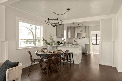 Photo of 5611 Joe Sayers Ave, Austin, TX 78756 (MLS # 5634777)