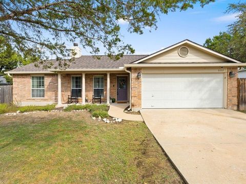 8022 Flintlock CIR Lago Vista TX 78645