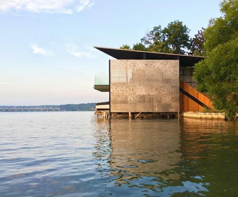 2007 Lakeshore DR Austin TX 78746