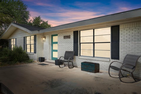 Photo of 11702 Oak TRL, Austin, TX 78753 (MLS # 7783398)