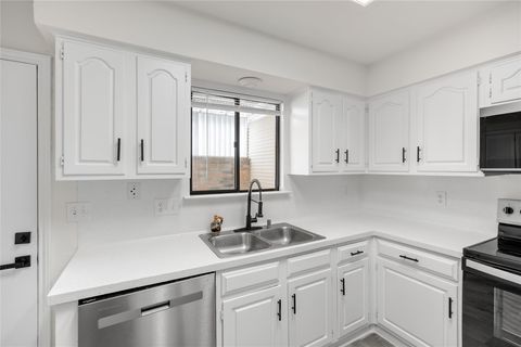 Tiny photo for 7131 Chimney Corners Cors, Austin, TX 78731 (MLS # 1705891)