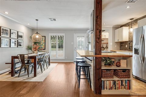 Tiny photo for 8404 Briarwood LN, Austin, TX 78757 (MLS # 7993961)
