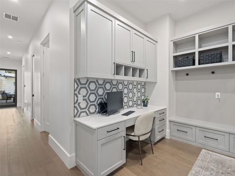 Tiny photo for 6037 Verandero CT, Austin, TX 78738 (MLS # 2660624)