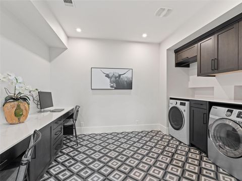 Tiny photo for 6037 Verandero CT, Austin, TX 78738 (MLS # 2660624)