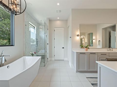 Tiny photo for 6037 Verandero CT, Austin, TX 78738 (MLS # 2660624)