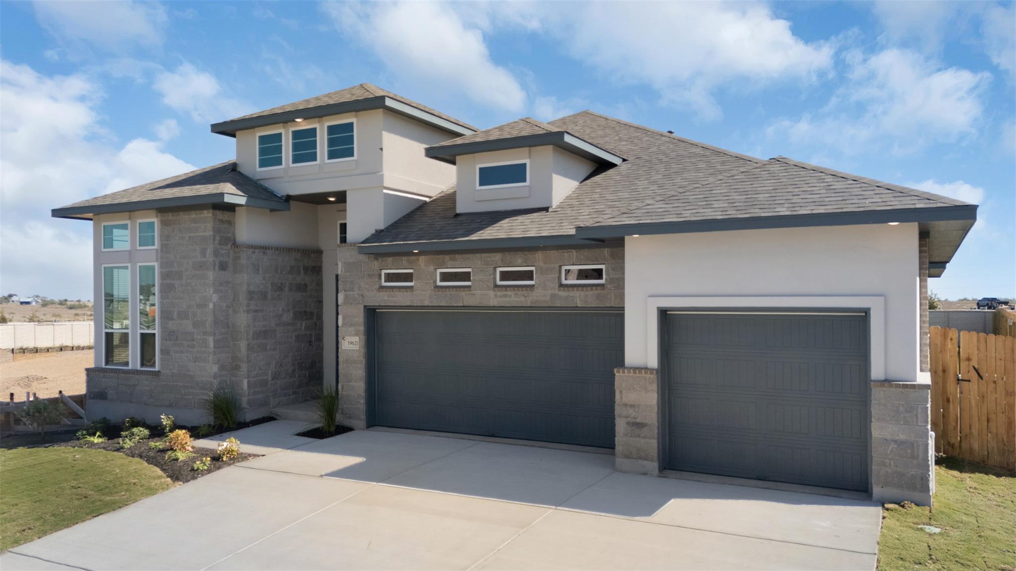 19621 Helens Catch DR