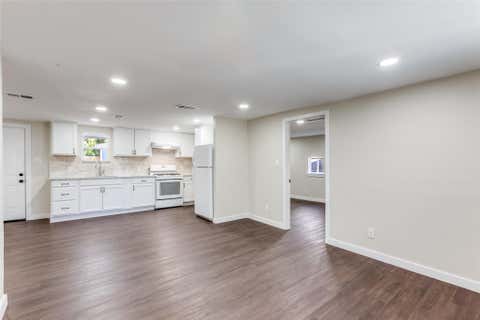 Tiny photo for 1118 Spur ST, Austin, TX 78721 (MLS # 3483537)