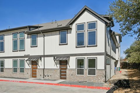 Photo of 200 W 56th ST #5104, Austin, TX 78751 (MLS # 9285742)