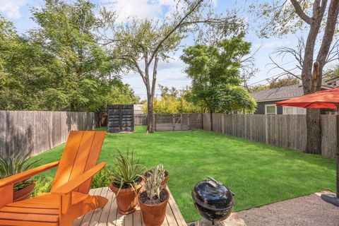 Tiny photo for 810 Keasbey ST, Austin, TX 78751 (MLS # 4938846)