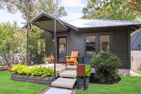 Tiny photo for 810 Keasbey ST, Austin, TX 78751 (MLS # 4938846)