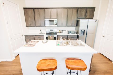 8601 W Gate BLVD 4203 Austin TX 78745