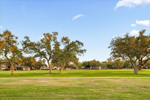 Tiny photo for 112 White Sands DR, Lakeway, TX 78734 (MLS # 9253822)