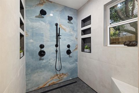 Tiny photo for 6303 Shadow Valley DR, Austin, TX 78731 (MLS # 5066727)