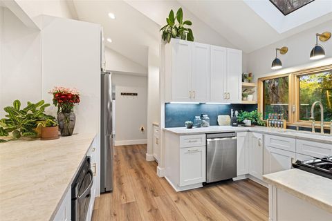 Tiny photo for 6303 Shadow Valley DR, Austin, TX 78731 (MLS # 5066727)