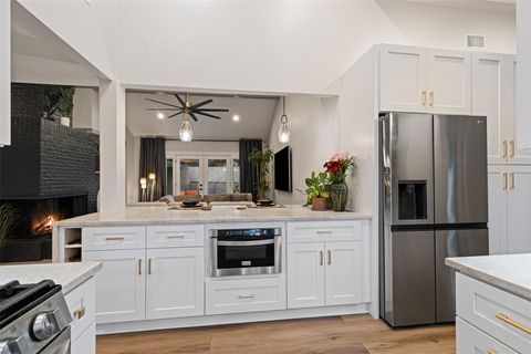 Tiny photo for 6303 Shadow Valley DR, Austin, TX 78731 (MLS # 5066727)