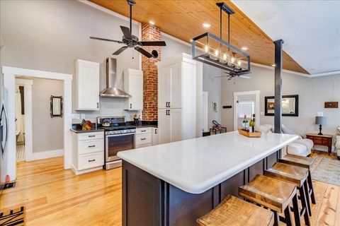 506 Shaw Ave Fredericksburg TX 78624